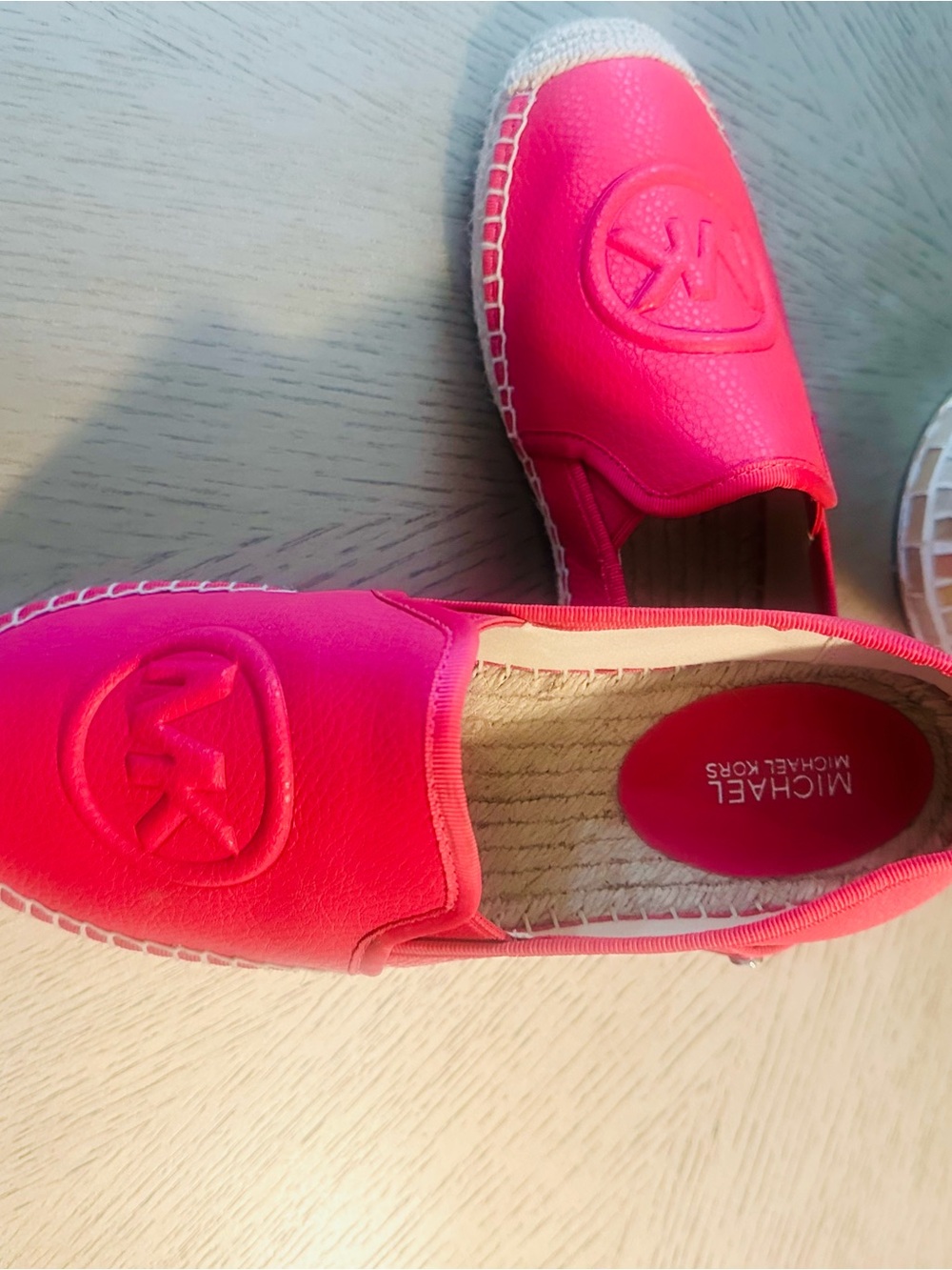 Michael Kors Hot Pink MK Logo Espadrille Flats - Picture 2 of 6